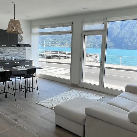 Paradise Views *